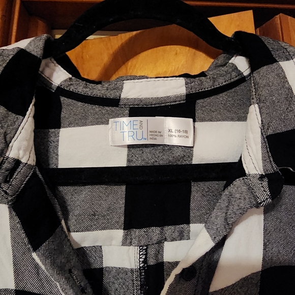 Time and Tru Plaid Dress - Picture 3 of 4